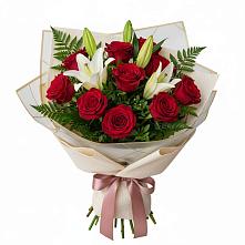Букет цветов из:  Лилии и Розы в Букановской