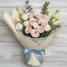 Букет цветов из:  Лизиантусы в Букановской