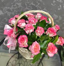 Цветочная композиция из Розы в корзине #REPLACE_PRED# Букановской