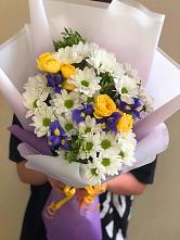 Букет цветов из:  Ирисы, Хризантемы и Розы #REPLACE_PRED# Букановской