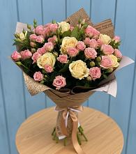 Букет цветов из:  Розы в Букановской