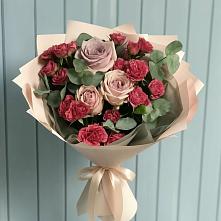 Букет цветов из:  Гвоздики и Розы в Букановской