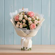 Букет цветов из:  Розы в Букановской