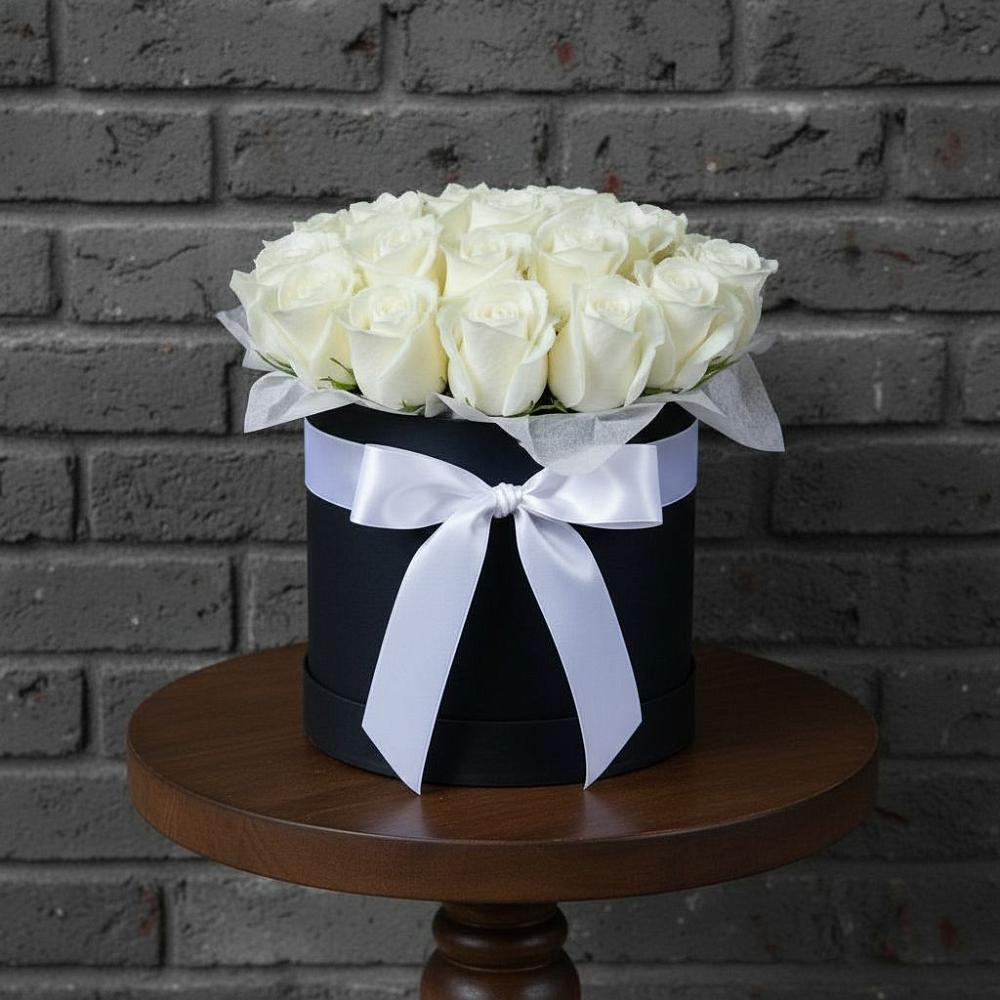 Цветочная композиция из Розы в шляпной коробке в Букановской