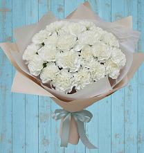 Букет цветов из:  Гвоздики в Букановской