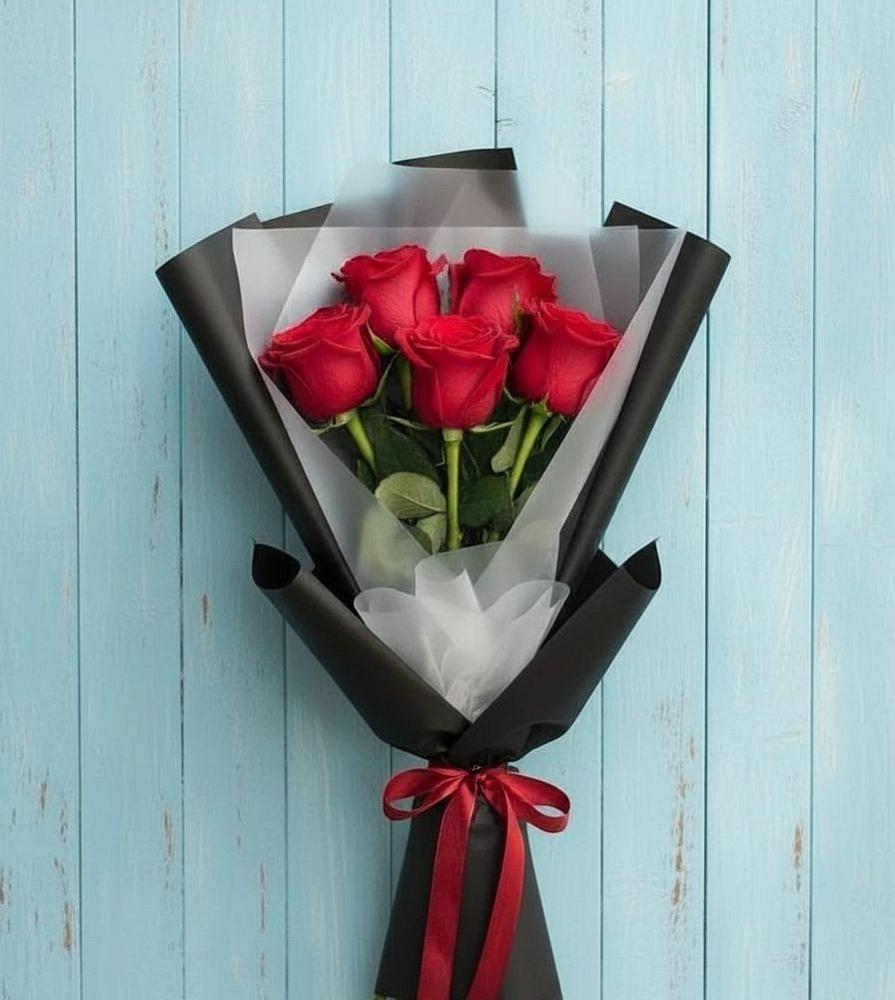 Букет цветов из: Розы в Букановской